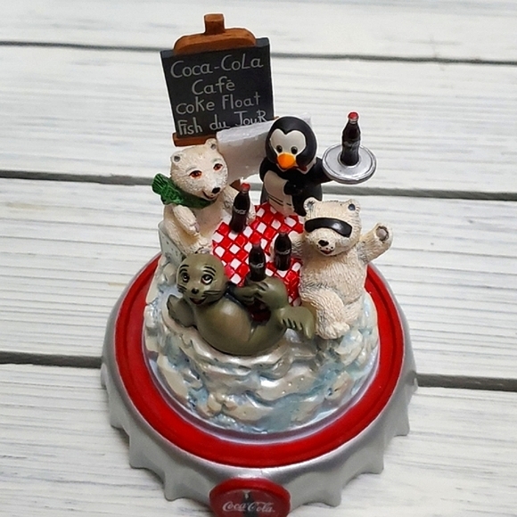 Coca-Cola Polar Bears Coca-Cola Cafe Domed Globe Limited Edition Frankli… - Picture 6 of 14